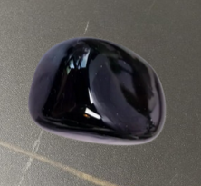 🖤🌑 Obsidiana, Verdad Cruda y Protección Profunda